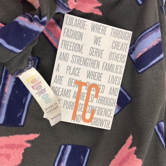 LuLaRoe TC Leggings - Picture 3 of 4